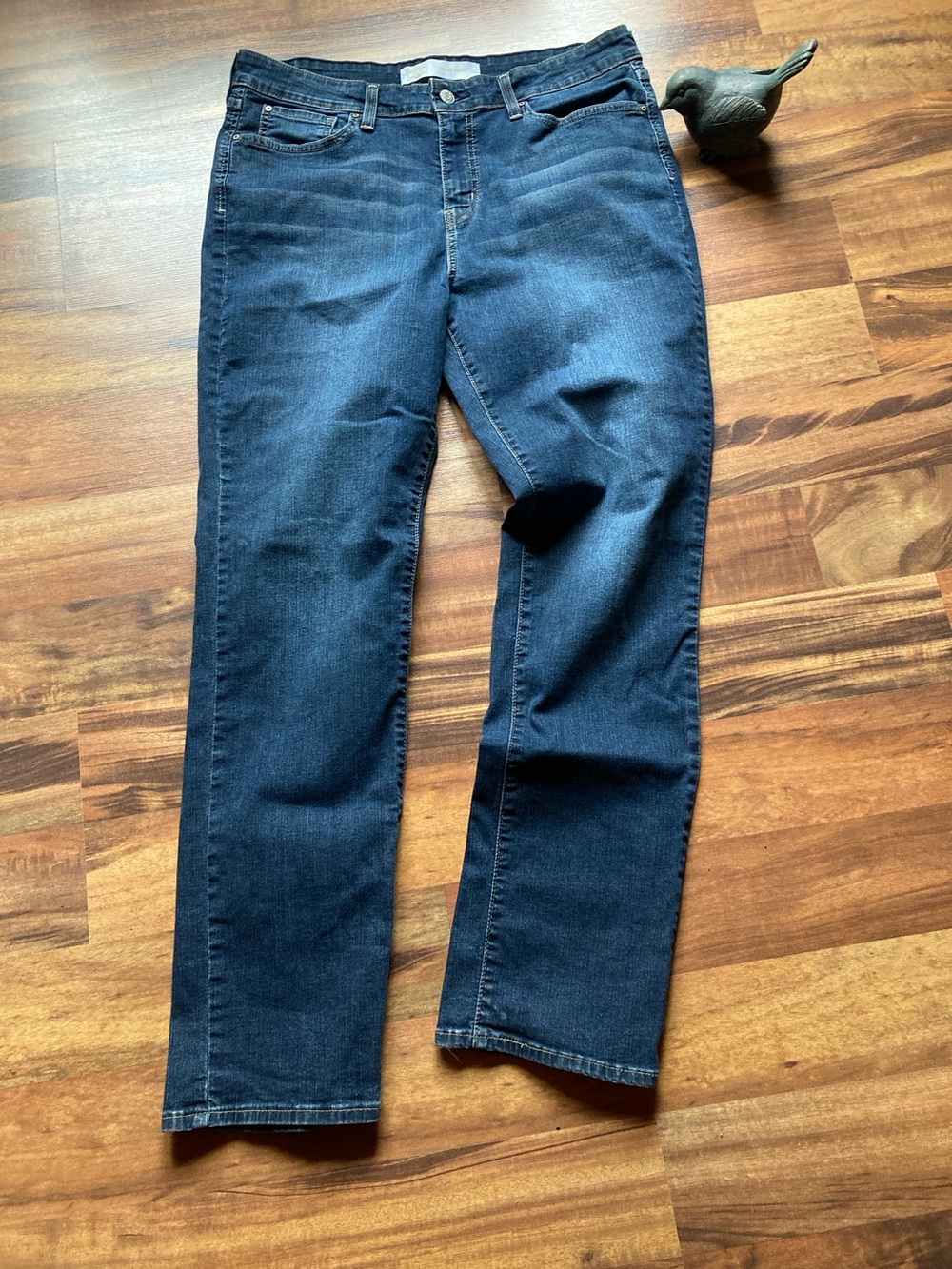 Signature Levi Strauss size 14 mid rise straight leg jeans